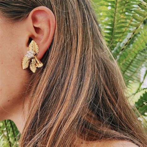 gold earrings valparaiso